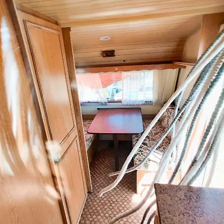 Independent Retro Caravan 2 By The Beach * Vama Veche